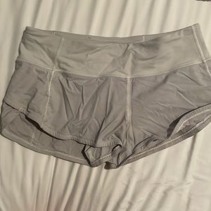 Lululemon size 4 gray speed ups.